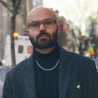 Saad Khan headshot