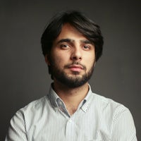 Ahmer Khan headshot