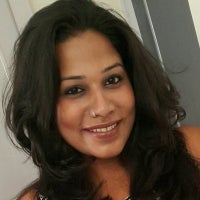 Gayatri Khandhadai headshot