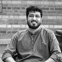 Hanan Zaffar headshot