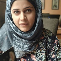 Asma Hafiz headshot