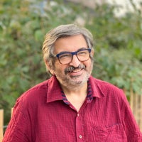Salil Tripathi headshot