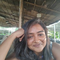 Sneha Vakharia headshot
