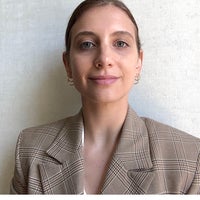 Nili Blanck headshot
