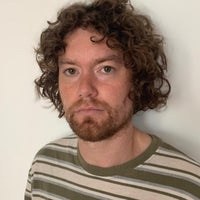 Phil Jones headshot