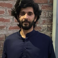 Adnan Bhat headshot