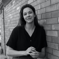 Betsy Joles headshot