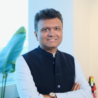 Priyank Narayan headshot